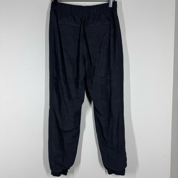 Athleta Brooklyn Textured Lined Jogger Black Camo Women’s Size 2 Petite 631615 - Picture 6 of 10